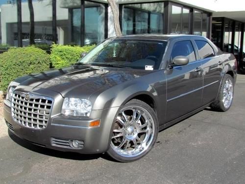 2008 chrysler 300 touring 4 door sedan rwd