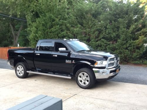 2014 ram 2500 laramie crew cab desiel 6.7l cummins turbocharged engine 9k miles