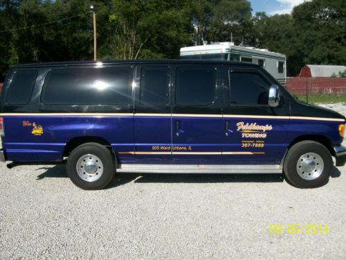 2002 ford e-350 econoline club wagon xl extended passenger van 2-door 7.3l