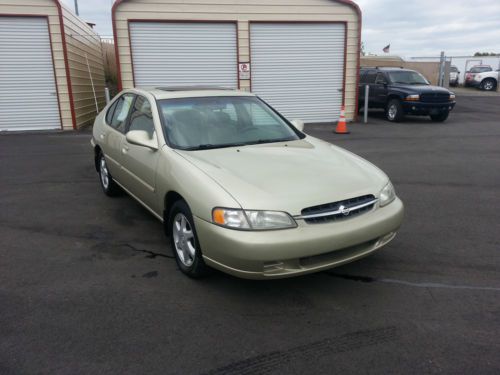 [clean] 1998 nissan altima gle - fully loaded! - sunroof/leather/ice cold ac!*