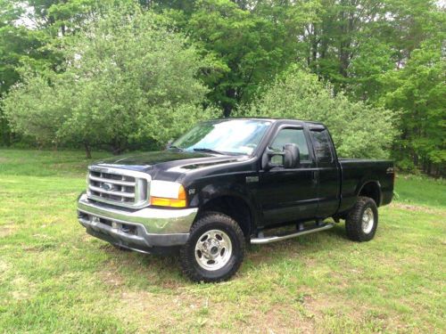 Black 2001 f350 truck v10- strong motor! low miles! no rust! reliable truck!