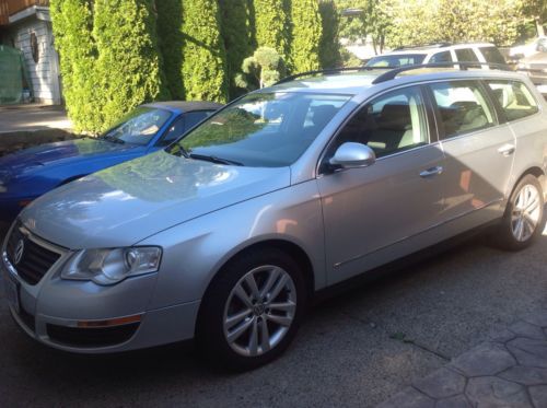 2008 rare 6speed 2.0 turbo wagon beautiful condition new tires