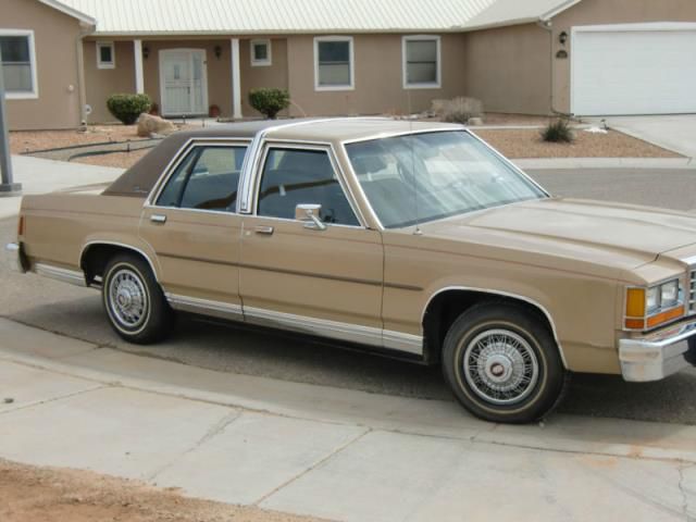 Ford Crown Victoria Crown Victoria, US $2,000.00, image 2