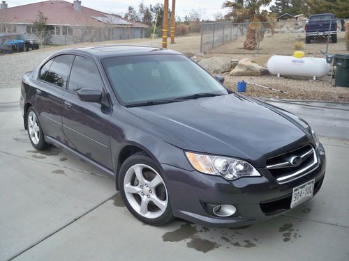 2009 subaru legacy 2.5i limited sedan 4-door leather,heated seats.immaculent awd