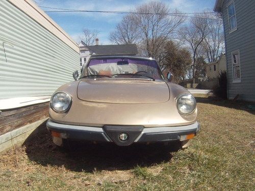 Alfa romeo spider  veloce     1986