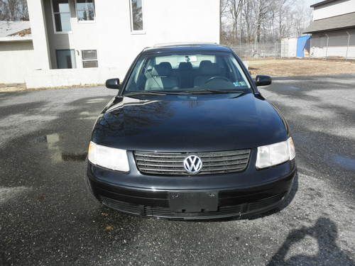 2001 volkswagen passat gls sedan 4-door 2.8l no reserve