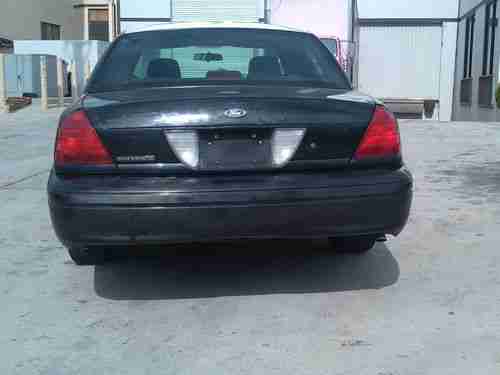 2007 Ford Crown Victoria Police Interceptor Sedan 4-Door 4.6L, image 4