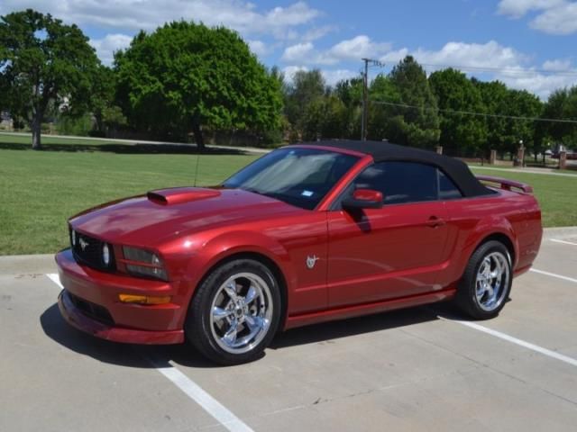 2009 ford mustang gt convertible