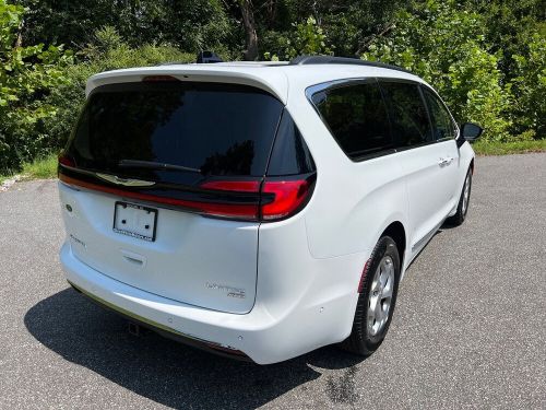 2023 chrysler pacifica limited