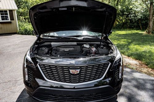Cadillac XT