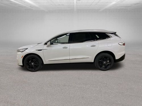 2024 buick enclave essence