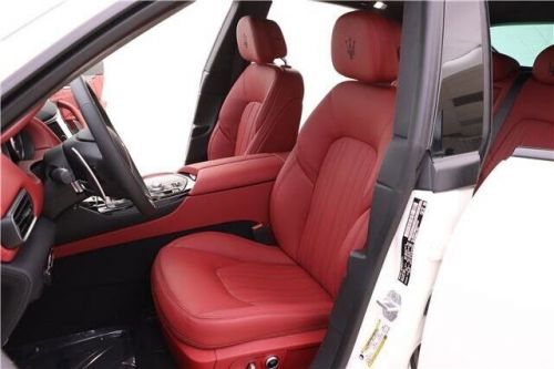 2023 maserati levante modena