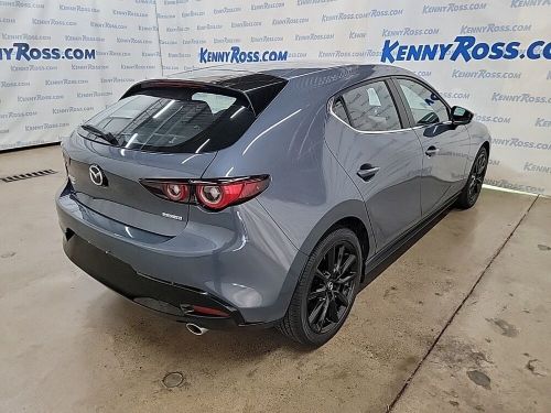 2024 mazda mazda3 2.5 s carbon edition
