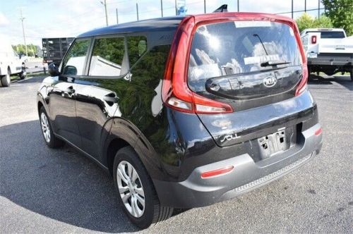 2021 kia soul lx