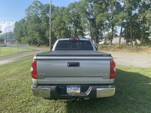 2016 toyota tundra double cab sr