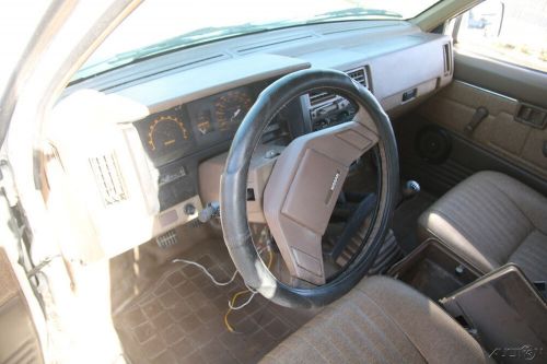 1986 Nissan Truck, US $1,067.00, image 9