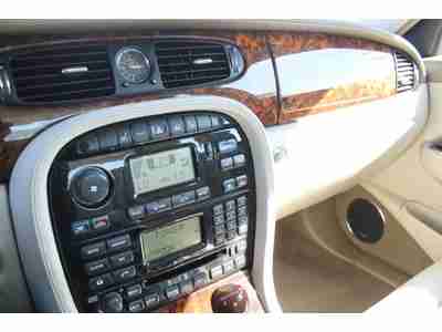 4DR SDN VDP 4.2L CD 4 wheel disc brakes ABS brakes AM/FM radio Adjustable pedals, US $12,993.00, image 13