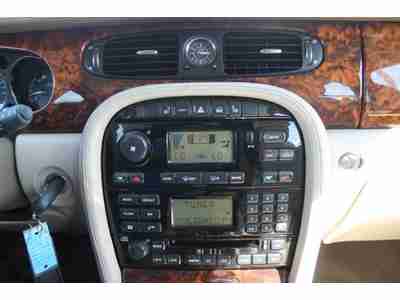 4DR SDN VDP 4.2L CD 4 wheel disc brakes ABS brakes AM/FM radio Adjustable pedals, US $12,993.00, image 14