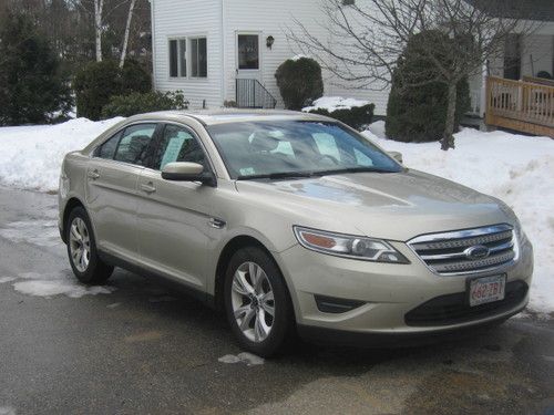 2010 ford taurus sel sedan 4-door 3.5l