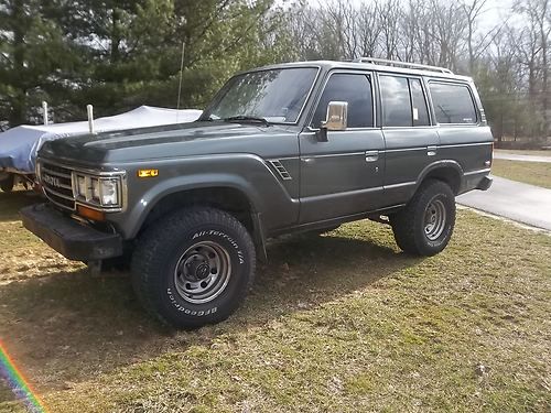 1988 toyota land cruiser base sport utility 4-door 4.0l