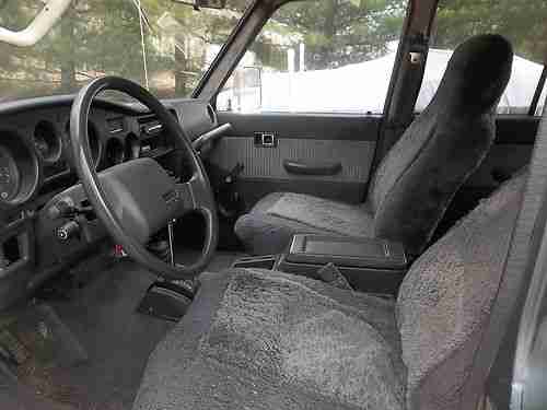 1988 Toyota Land Cruiser Base Sport Utility 4-Door 4.0L, image 7