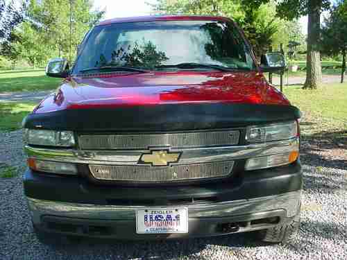 2001 chevy 2500 HD Quad Cab Shortbed 4 door 6.0 liter 4x4, image 2