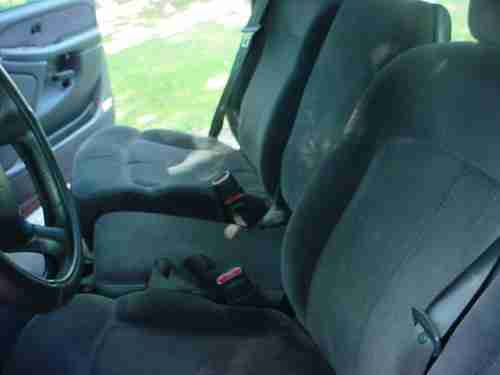 2001 chevy 2500 HD Quad Cab Shortbed 4 door 6.0 liter 4x4, image 11