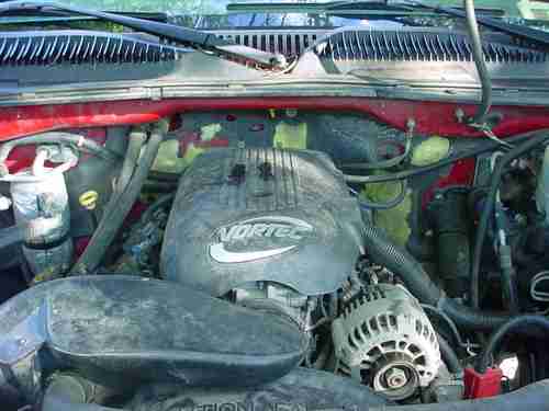 2001 chevy 2500 HD Quad Cab Shortbed 4 door 6.0 liter 4x4, image 12