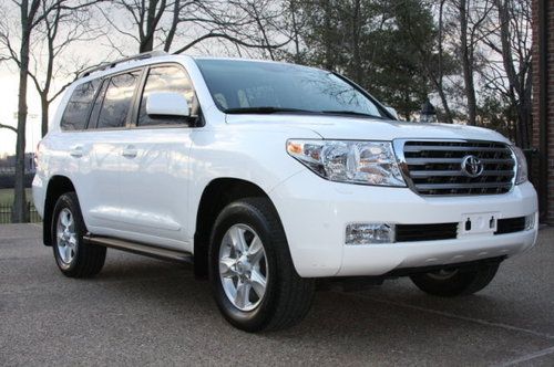 2010 toyota land cruiser