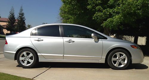 2007 honda civic ex sedan 4-door 1.8l navigation power moonroof great condition