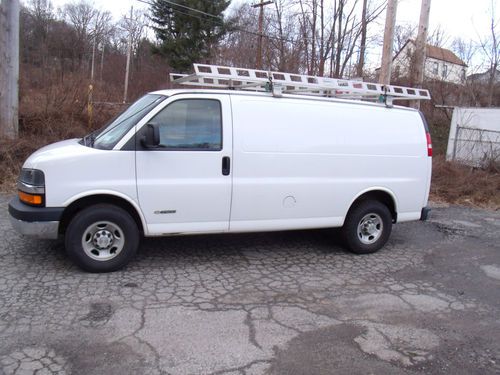 2005 chevy express van 2500