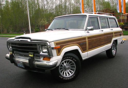 1989 jeep grand wagoneer - classic vintage 4x4, fully loaded, none nicer !!