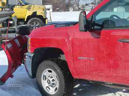 2012 Chevy HD, image 4