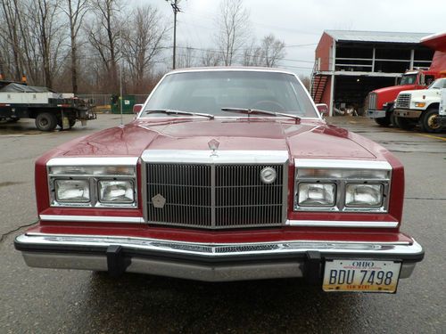 1983 chrysler new yorker   no reserve  only 51156 miles