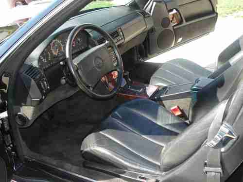 1991 Mercedes-Benz 500SL Roadster Convertible 2-Door 5.0L, image 3