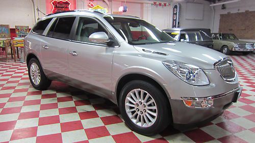 08 enclave cxl awd navi roof back up cam heated lthr 1 ownr like new in/out lqqk