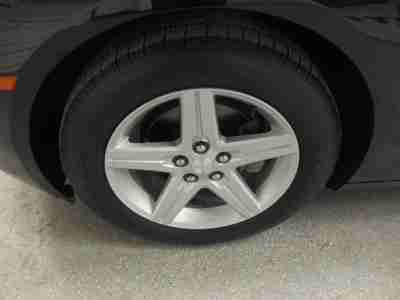 Coupe 1LT 3.6L Air conditioning, single-zone manual Console, floor, with armrest, US $22,787.00, image 9