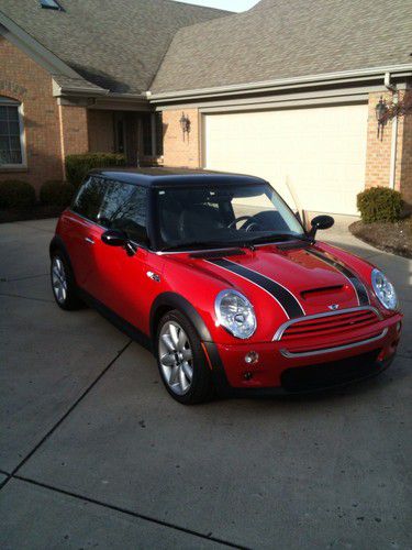 '02 mini cooper s with only 13,975 original miles! excellent condition,nonsmoker