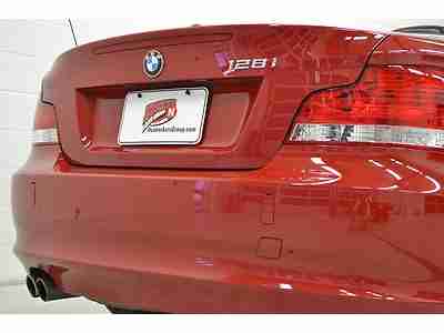 10 BMW 128i CONVERTIBLE HEATED SEATS 27K FINANCING CLEAN WARRANTY POWER SEATS, image 21