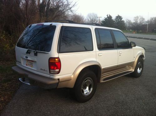 1998 Ford Explorer Eddie Bauer AWD 5.0L, image 6