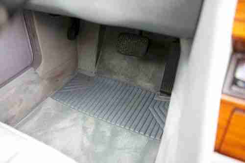 1993 Mercedes Benz 300D 2.5 Turbo, image 2