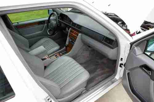 1993 Mercedes Benz 300D 2.5 Turbo, image 10