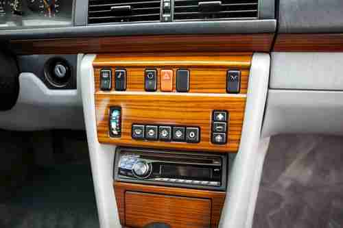 1993 Mercedes Benz 300D 2.5 Turbo, image 21