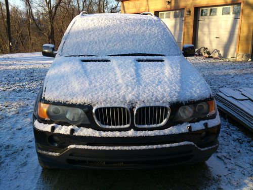 2002 bmw x5 4.4i sport utility 4-door 4.4l black (interior/exterior) automatic