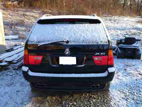2002 BMW X5 4.4i Sport Utility 4-Door 4.4L Black (interior/exterior) Automatic, image 2