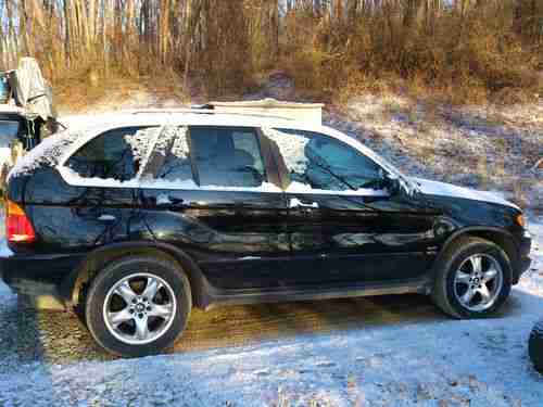 2002 BMW X5 4.4i Sport Utility 4-Door 4.4L Black (interior/exterior) Automatic, image 3