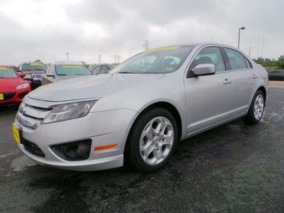 2011 ford fusion se 2.5l certified pre owned with a 7 yr100,000 warranty
