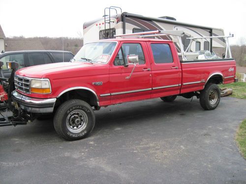 Crew cab, 460 v8, automatic, clean, w/meyers 8' plow, ladder racks and tool box