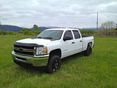 2012 custom chevy silverado, tow pkg, 4x4, 6.6l, duramax