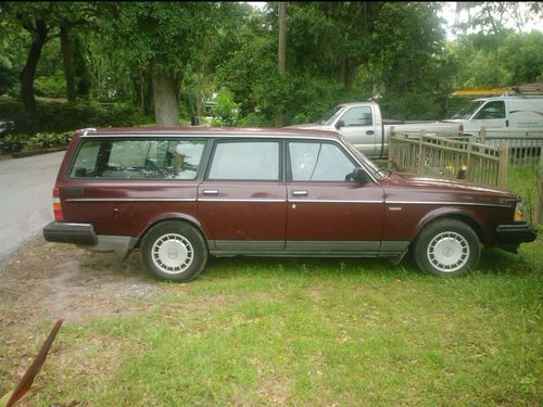 1990 volvo 240 dl wagon 4-door 2.3l